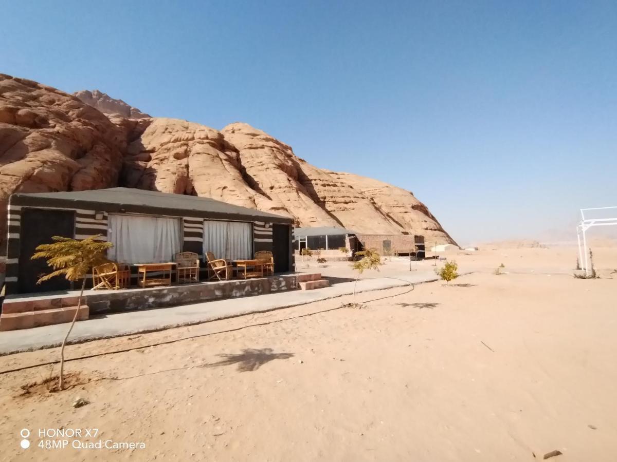 وادي رم Caesar Desert Camp المظهر الخارجي الصورة